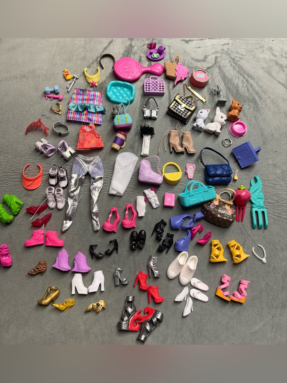 MGA Entertainment Bratz and Barbie Fashion Doll Clothes and Accessories Lot